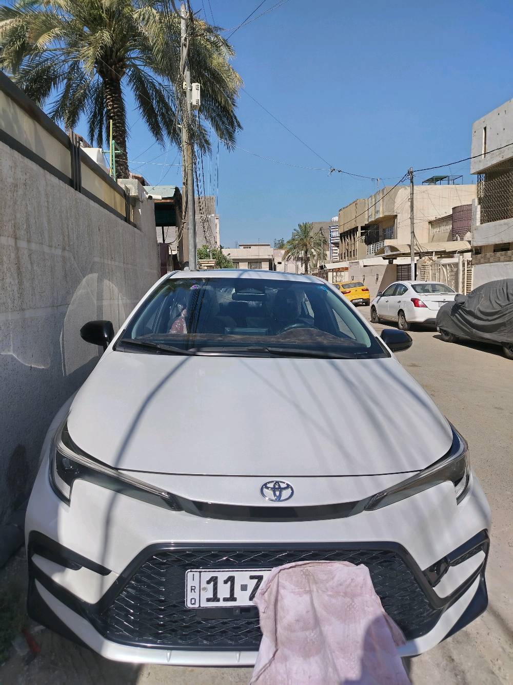 كورلا هايبرد 25

فئة s بلاك ادشن 

كشن أحمر كهربائي

فتحه سقف 
  
ماشيه 15

مكاني بغداد شعلة حي جوادين 

مكفولة كفالة عامة

الاستفسار 

***********
كورلا الهايبرد 25: وارد شنو بالضبط؟ وكالة لو استيراد، وبيها بصمة/شاشة/كامرة وكالة لو مضافات؟: 
وارد صيني بصمه شاشة لمس كامرات وكالة بدون اضافة
ممكن توضح شنو حالة السيارة: ما بيها صبغ أو دگّة أو حادث، ولو أكو أي تبديل قطع شنو المتبدّل؟: 
كفالة عامة 
الكفالة العامة شنو تشمل بالضبط وكم مدتها/باقي بيها شكد؟: 
مكفولة 
السعر قابل للتفاوض لو نهائي؟ وإمكانية المعاينة وين وبأي وقت؟: 
158قابل للتفاوض قليل