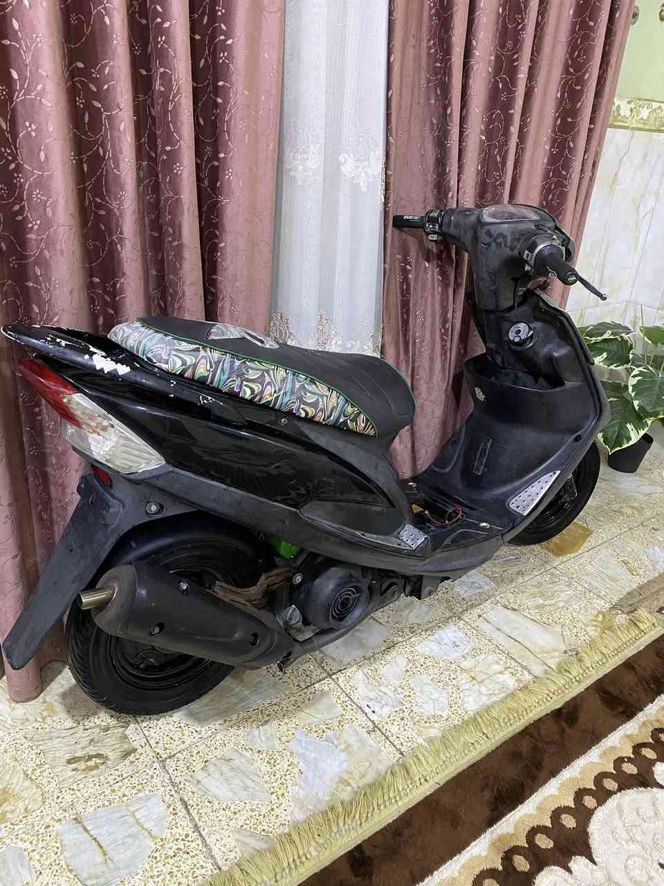 سلام عليك دراجه ماكس عدل دراجه نضيفه دراجه ميكنه 55 كلجات أمام رياض دراجه هاون وبيه صالنصه صجميه اصليه فج أمام رياضي ودبل دراجه ضفير بلاديه كله شغاله دراجه نضيفه معنه كلمه دراجه مستعجل عل بيعته 450 وبيه مجال قليل بكان بغداد مدينه صدر ***********
