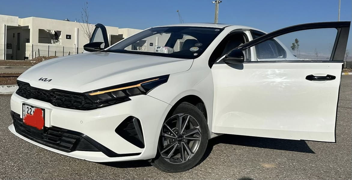 السلام عليكم
كيا K3 
موديل 2024 
لون ابيض رقم اربيل 
ماشية ٢٨ الف كيلو متر على وضع الشركة
سنوية وهزة ورقم كله جديد وبااسمي 
مكفولة كفالة عامة من الصبغ والبارد
ارضية مغلفة جلد وارضيات + تغليف كشنات وصندوق وستيرن
فول مواصفات 
ترحيب 
بصمة ابواب 
ثنين سويج بصمة 
جنطة ذكية 
حساس خلفي + حساس امامي 
كامرة خلفية
شاشة حجم كبير 
هند بريك بصمة 
سلايت 
لايت لد زنون 
وبقية المواصفات المعروفه الي مامذكورة 
مكان السيارة اربيل 

للاستفسار 

***********
