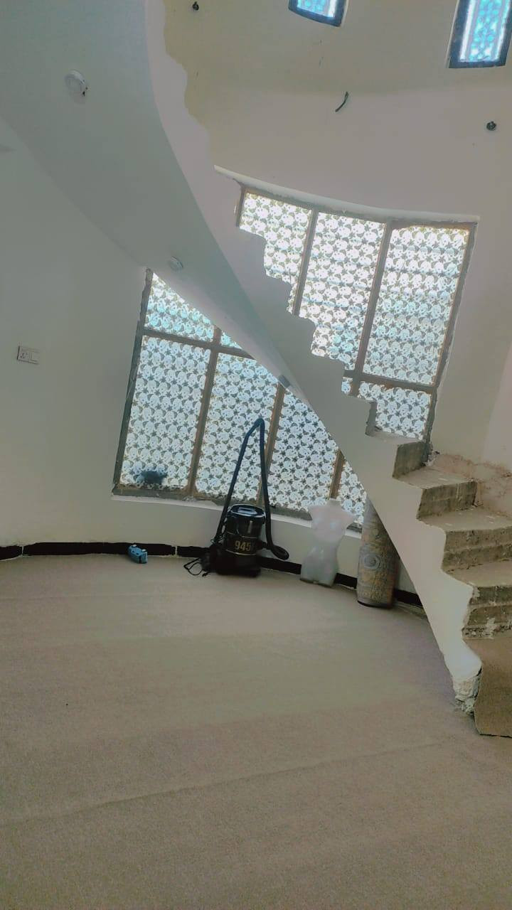 سلام عليكم 
#بيت الايجار 
مجمع توحيد العفلوكي
***********
الاتصال ع رقم 
مساحة البيت 140. غرفه وصاله مطبخ وبراني وصاله بطابق الثاني صحيات داخليه وخارجيه 
الايجار 300.
