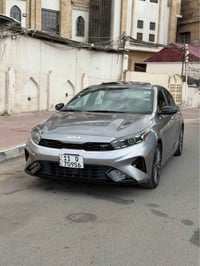 للبيع كيا فورتي  وارد امريكي ضرر دعاميه فقط بيهه بارد بحافه جاملغ وبني...