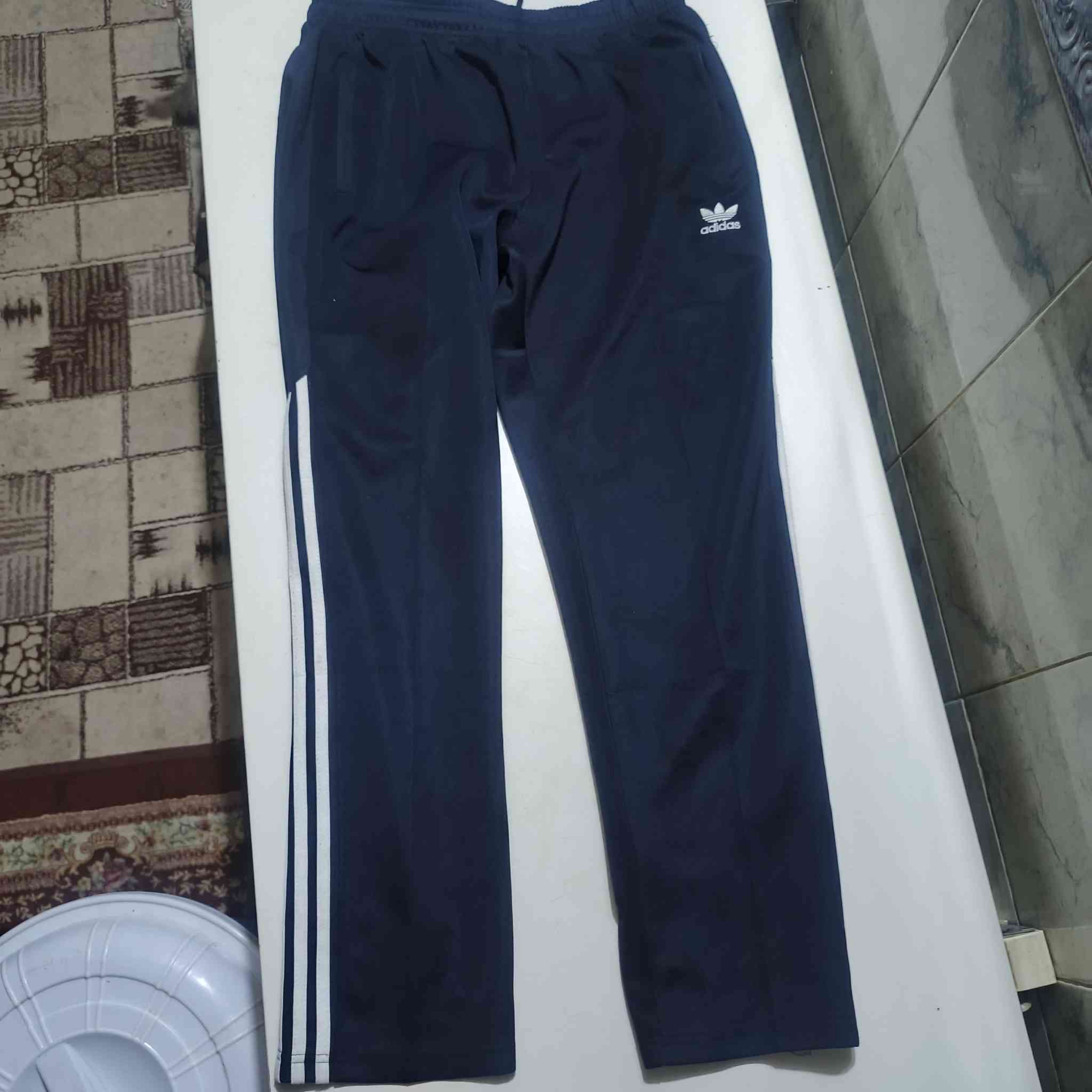 بجامه رجالي ماركه عالميه اداداس ماركه تلبس وزن من 5 إكس تلبس وزن من ١٠٠ إلى ١٢٠ كيلو سعرها مع التوصيل ٣٥ الف الشراي يتفضل خاص قطعه راقيه جدا و ماركه


**إذا كنت صاحب هذا الإعلان وتريد حذفه لأي سبب، رجاءا أرسل رسالة إلى الدعم الفني**