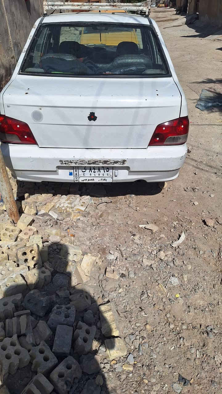 السلام عليكم سيارة سايبة  البيع موديل 2013بيهة خياسات بسيطة مكاني بغداد المشتل السعر 30وبيهة مجال سيارة ب سمي تحويل ثاني يوم ***********
