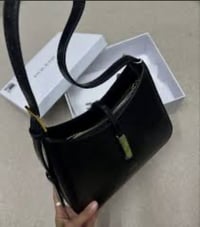 الحجز 07731981654