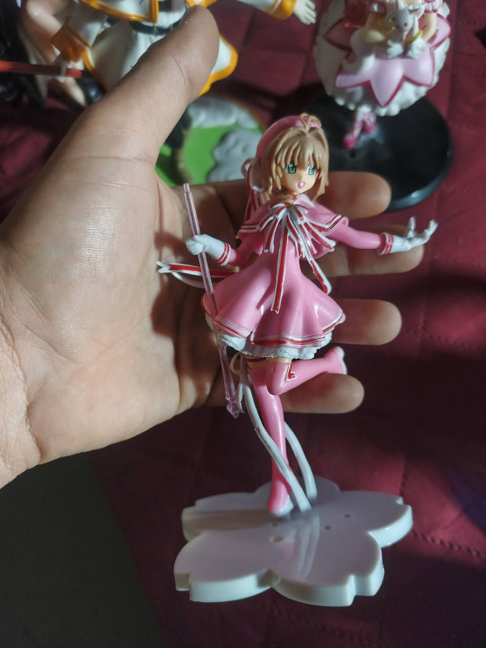 السلام عليكم شعله كمل 4 قطعه اعلى سعر وبالعافيه شباب ***********
