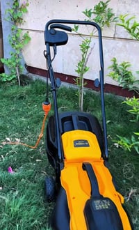 يتوفر لدينا مكينة قص #الثيل للايجار مع كتر  للاستفسار 07864656966 الات...