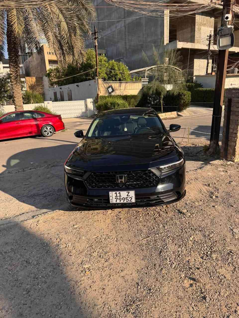 هوندا اكورد موديل 24 exl حادث جاملغ وباب جهة السايق فول مواصفات
بيها كم ملاحظه بسيطه
السعر 185 
***********
