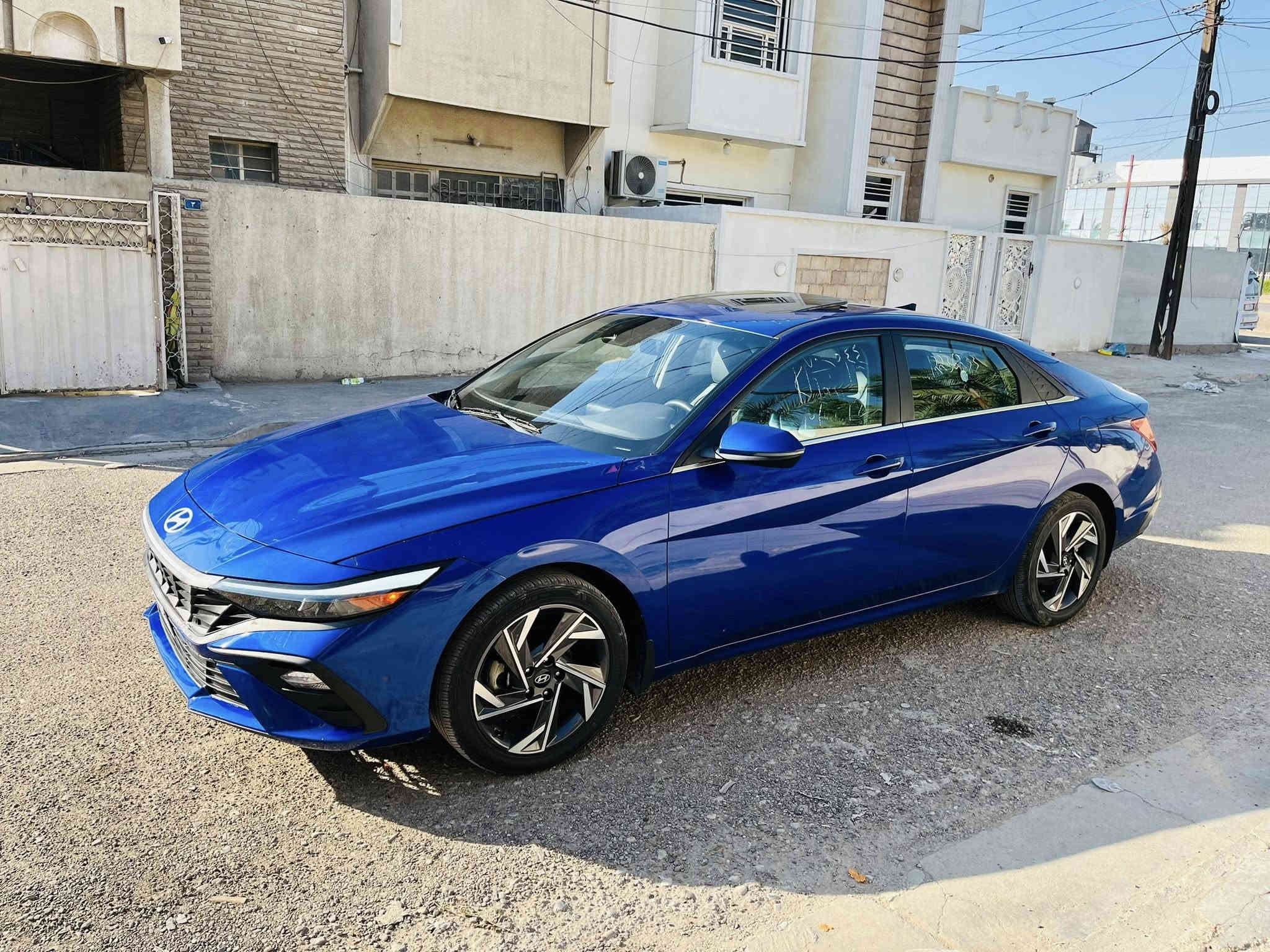 السلام عليكم النترا24
دخول جديد منفيست باسمي فحص مؤقت السيارة بيها بنيد صبغ فقط  ماشية 17الف فقط شواصي سليمة 

المواصفات

فتحة 
كشنات جلد
سايد بريك كهرباء
لد بالدشبول 
لايتات زنون 
لد خلفي 
بكلايتات لد 
شاشة جبيرة متصل 
اوتو هولد 
تبريد منفصل مناخين 
سستم صوت
فول بصمات
شاشة كبيرة 
محرك 2000 دوش 🚀
كامرة دوارة
بصمة صندوك
ترحيب عند الاقتراب
دخول ذكي 
بصمة ابواب
تشغيل عن بعد
رادار امامي
رادار خلفي
رادار جانبي
تدفئة كشنات
تدفئة ستيرن
تحديد مسار
قيادة ذاتية
توقف ذاتي 
تنبيه عند مغادرة المسار
كروس سرعة
وضعيات قيادة
صندوق ذكي
وبعد هواي مواصفات بيها

سيارة جاهزة وكاملة بدون نقص

السعر 150وبيها مجال بسيط
مكاني بغداد تقاطع درويش***********
