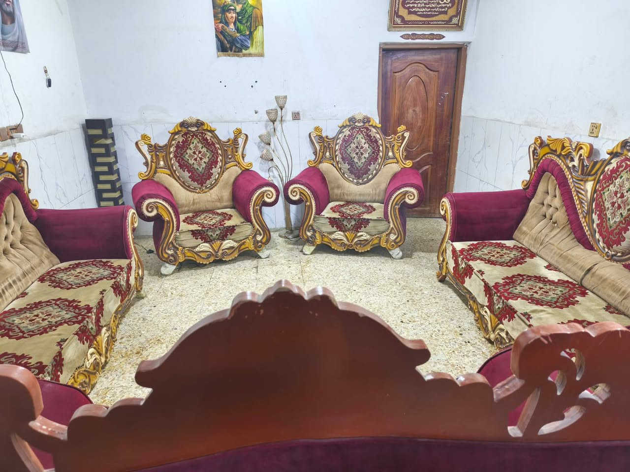 البيع تخم ملكي تركي عشر مقاعد السعر 300 وبي مجال عنوان الكوت الاحرار الاستفسار الرقم ***********
