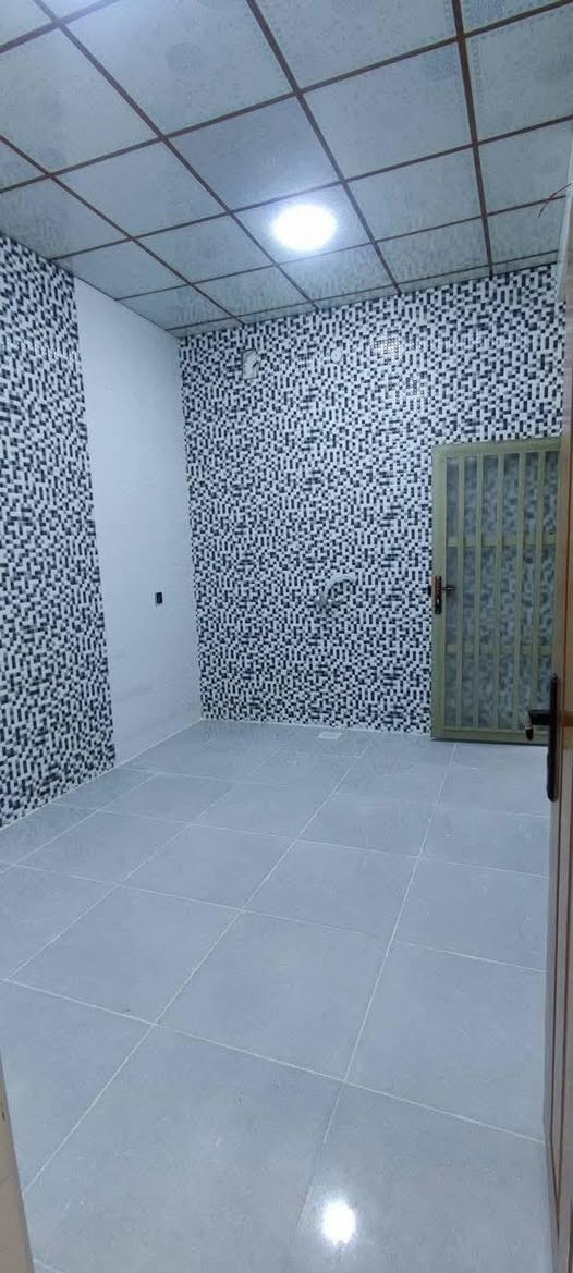 دار للبيع بلسكان الصناعي بحي المهندسين رابع بيت عن الحولي مال البو فياض مساحته 100 طابق واحد بناء حديث درجه اولى على شارع 15 أو على ساحه الاستفسار أو واتساب ***********
