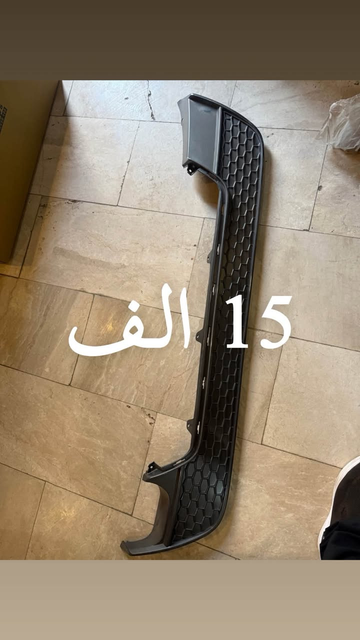السلام عليكم شباب متوفر 
غراض تيوتا كورلا 
العنوان بغداد 
للاستفسار *********** 
الاسعار بالصور
