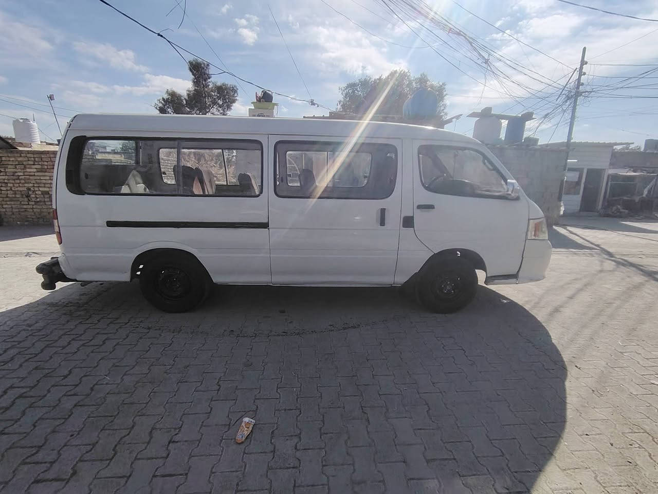 سلام عليكم سياره فتون موديل ٩ السياره جاهزه من كلشي كير مكينه كهربايات رقم بغداد صدامي راعيه متوفي اتكفل سرقه وعشار السعر النهائي ٢٠ قفل مكاني بغداد الشعب رقمي ***********
