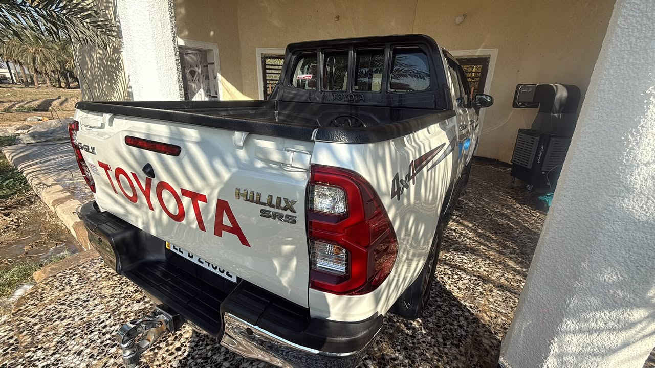 تيوتا هايلوكس فور ويل موديل 2022 دبل سنتر لوك سعودي وارد عبد اللطيف جميل فول مواصفات 

رقم أربيل 
ماشيه 85 الف 
كفاله عامه من صبغ بارد تبديل شرط سونار

ألمواصفات: سعودي وكالة عبد اللطيف جميل 

محرك:- 2700cc

4X4 دفع رباعي 
دخول ذكي
بصمه
شاشة
كامرة
كراسي تبريد
حساس امامي
حساس خلفي
لايت زنون
بلوجكتر زنون
بك لايت لد
لد امامي زنون
تبريد قطعتين
جميع الزجاج اوتوماتك
تحكم مقود جهتين
مثبت سرعة
نضام الـ ايكو
نضام الـ بور 
ملحقات السيارة كاملة
سستم ايرباك كامل
ويل كروم
مانع انزلاق
وباقي المواصفات المعروفة

العنوان بغداد ناحية الرشيد 
***********
