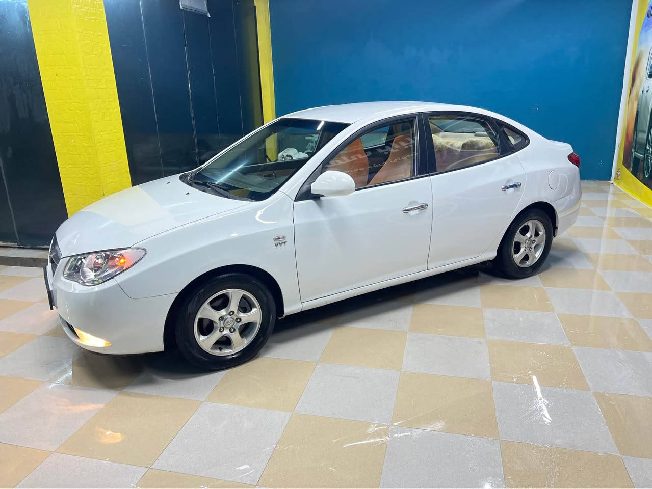 هۆندا ئاڤانتی بڕاوە 
مۆدێل ٢٠٠٨
سەیارەکە یەک شوخت وچاڵی پێوەنیە
بۆ عەیب و کەموکوڕی سەیارەکە مەپرسە
سەقف بەشەرت 
کامل جایز کراوە یەک مەسرەفی تیانیە
بە شەرتی داروو بەرد 
گێڕ ومەکینە بەشەرتی١٠فیتەر
سوکان ڤۆیلۆیم 
ئاوێنە شەفت 
٥ گێچ
بەس سلاید نیە فولە 
بەس ماشەڵای دەوێ سەیارەکە 
هیچ مەسرەفێکی تیا نەماوە 
هەموو شتێکی بەشەرت 
شوێن/ڕانیە
*********** ڤایبەر وەتسئەپ 

0777 447 8007 السليمانية, العراق
