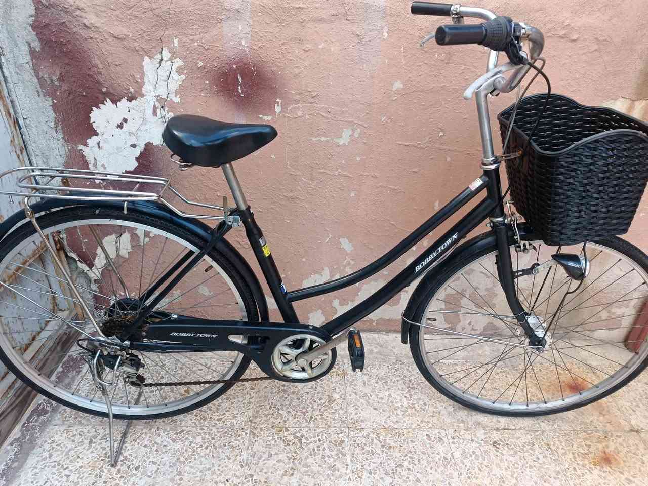 بايسكل عبدالحليم للبيع حجم 27
السعر 70 قفل
مكاني جانب الايسر حي التحرير 
للاستفسار👇🏻 
***********
