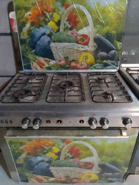 طباخات للبيع الاستفسار علرقم ***********
