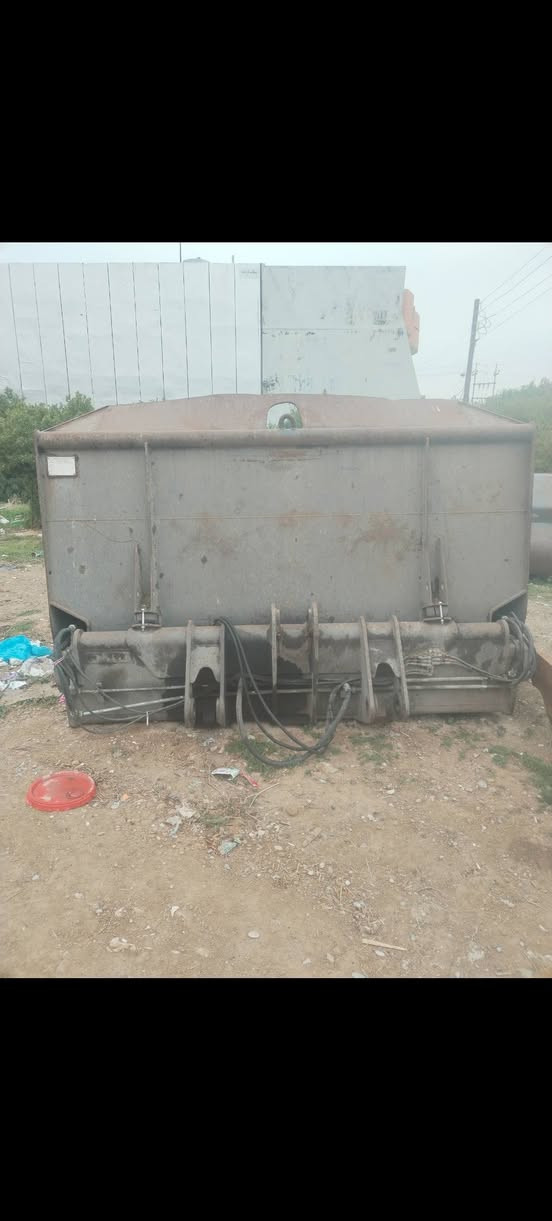 سلام عليكم عندي كيله للبيع مال فالفو حجم 120 اي عيب مابي سعره خاص مكان ***********
