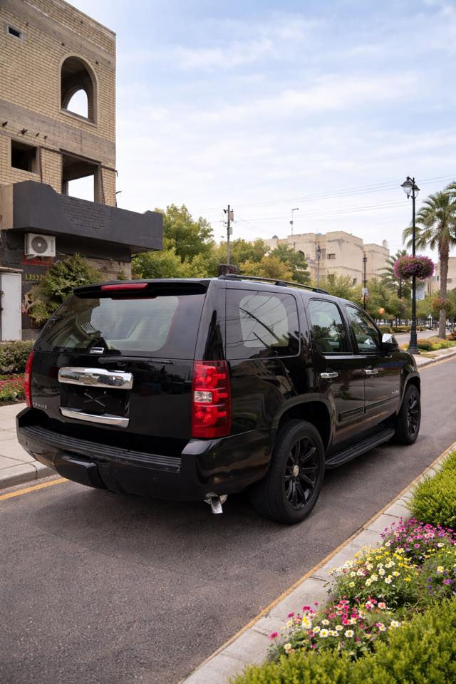 تاهو 2009 ادوات ادوات
خليجي بيه صبغات ابيعلك حزام وهيه مو حزام بس اني ابيعلك حزام 
مكفوله لغد شاصي تكم كص كله كفاله محرك كير كفاله 
محرك 5300
سياره لك وجديده 
مكان سياره بغداد 
سعر 86 قفله 
***********
