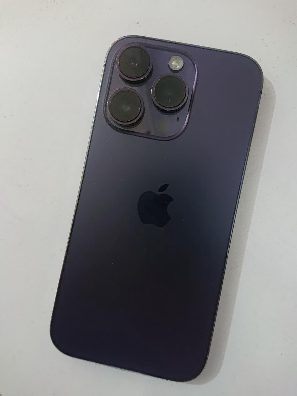 السلام عليكم
ايفون 14 برو ( فقط برو ) للبيع نظيف جدا مامبدل بي اي شي ولا مفتوح استخدام شخصي بطاريته 80 وصرف الشحن ممتاز نموذج الجهاز M السعر 650 ملحقاته شاحن فقط
للتواصل واتساب ***********
