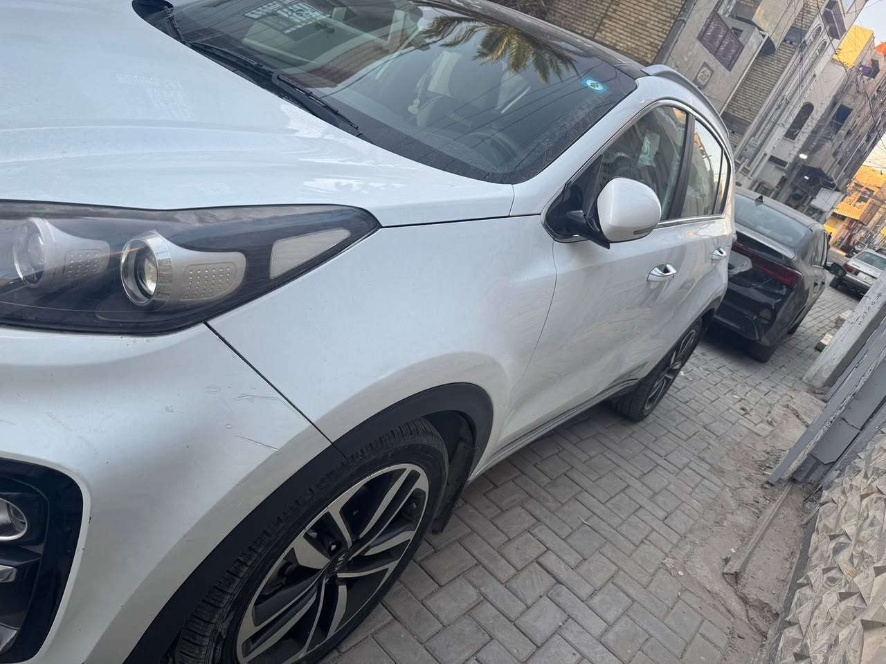 السلام عليكم سبورتج موديل 20
كفاله عامه 

ماشيه 97 الف كيلو 

205$
***********
