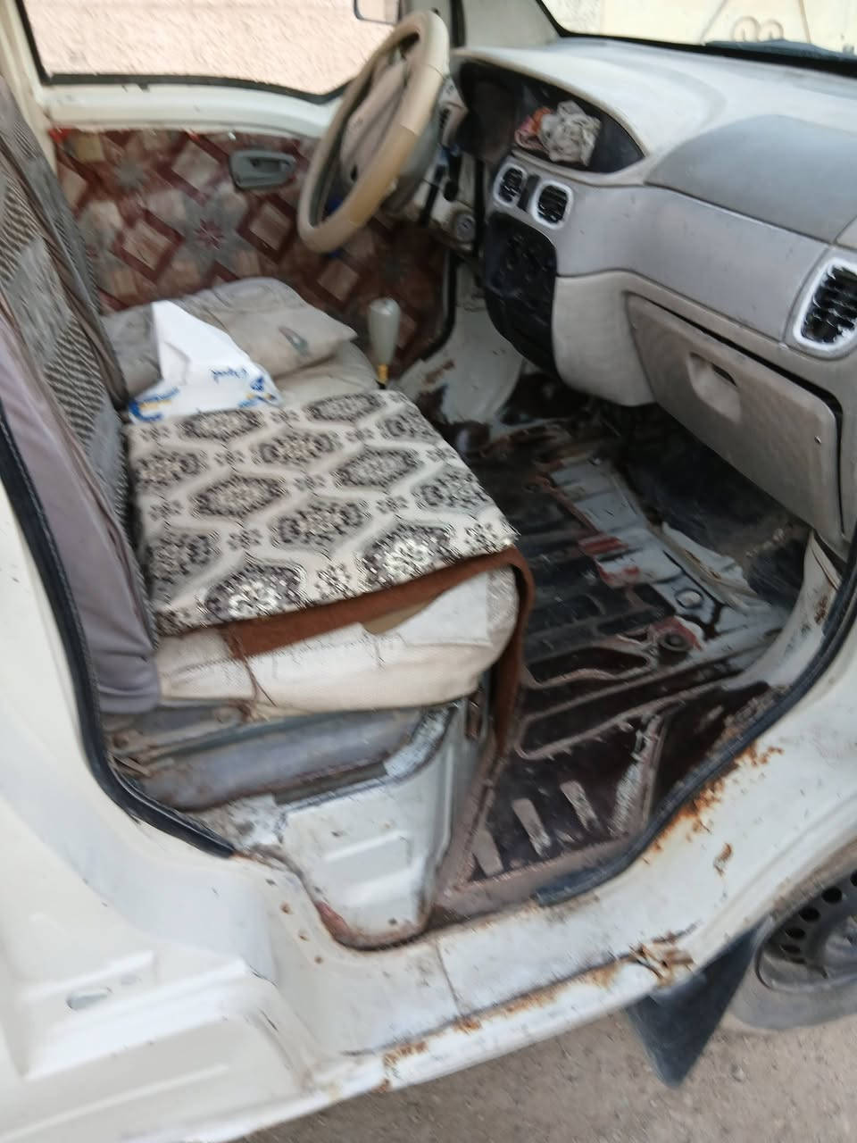 سلام عليكم هايفي البيع بيهه اوراق كير محرك سياره جاهازه البكان بلد سعر 15بيهه مجال رقم ***********
