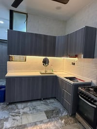 كاونتر جديد • سطح مرمر • سنك ستيل