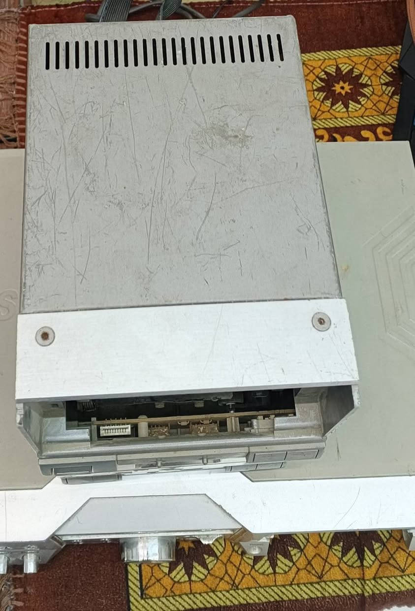 السلام وعليكم جهاز سوني وزن ثقيل جداً طابقين يشغل قرص وكاسيت بس ماعرفله شغال سعره 25 متوفر توصيل


**إذا كنت صاحب هذا الإعلان وتريد حذفه لأي سبب، رجاءا أرسل رسالة إلى الدعم الفني**