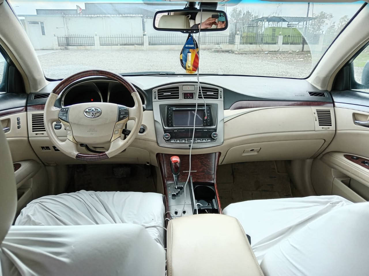 مۆدیل 2012 گێڕو مکینە بە شرتە هیچی پیوەننە 170 هەزار ڕۆشتوە سعر 115 ورقە ژم *********** ***********
