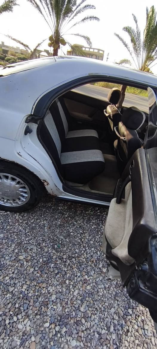 سلام عليكم سياره بطه للبيع حلوه ونضيفه باتري ودينمو واتر بم راديتر وحداد جدد كهربائيات كله شغاله تبريد شغال دواخل نضيفه فلنجات جدد بدي كفاله من صبغ وضربه سياره بسمي تحويل ثاني يوم هزه تنتهي شهر 12  سنويه ل28 السعر 58 مكان السياره البصره بني منصور ***********
