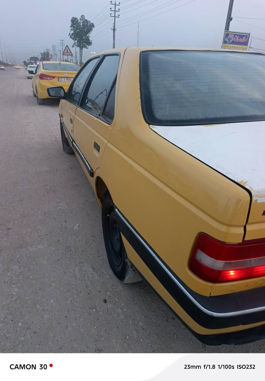 السلام عليكم
للبيع بيجو ٤٠٥ بغداد مديل ٢٠١٢ سنويه ل٢٠٢٧
السياره جاهزه مكينه وكير وكهربائيات وتبريد شغال ماناقصهه شي مكاني ديوانية مالكهه يمي تحويل مباشر 
مسؤول عن التحويل و الهيئة والغرامات بيهه بنيد طاير ومبدل وجاملغ امامي فقط 
سعرهه 27 $بيع مستعجل
***********
***********
