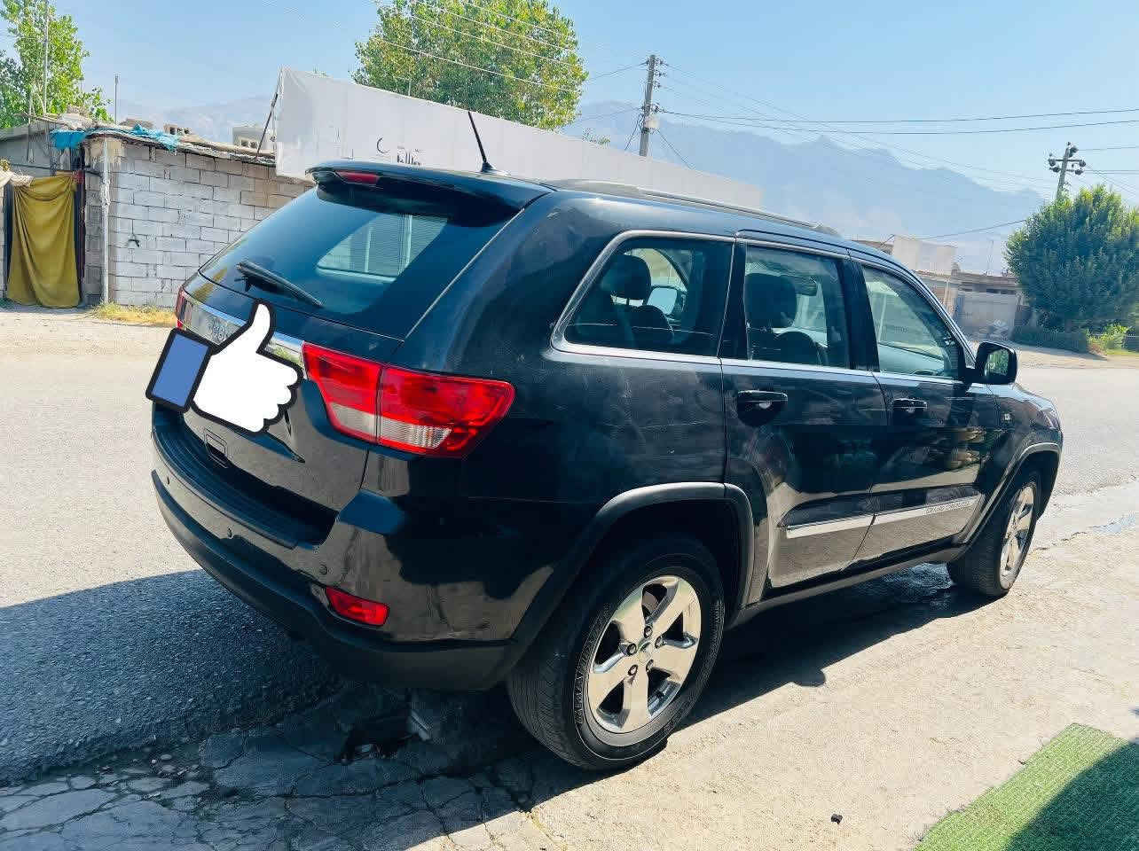 السلام عليكم 
جيب شيروكي (2013) خليجي مكفوله من الضربه سياره فوول مواصفات الرقم أربيل دولي تحويل مباشر 📍العنوان واسط -الكوت ***********
