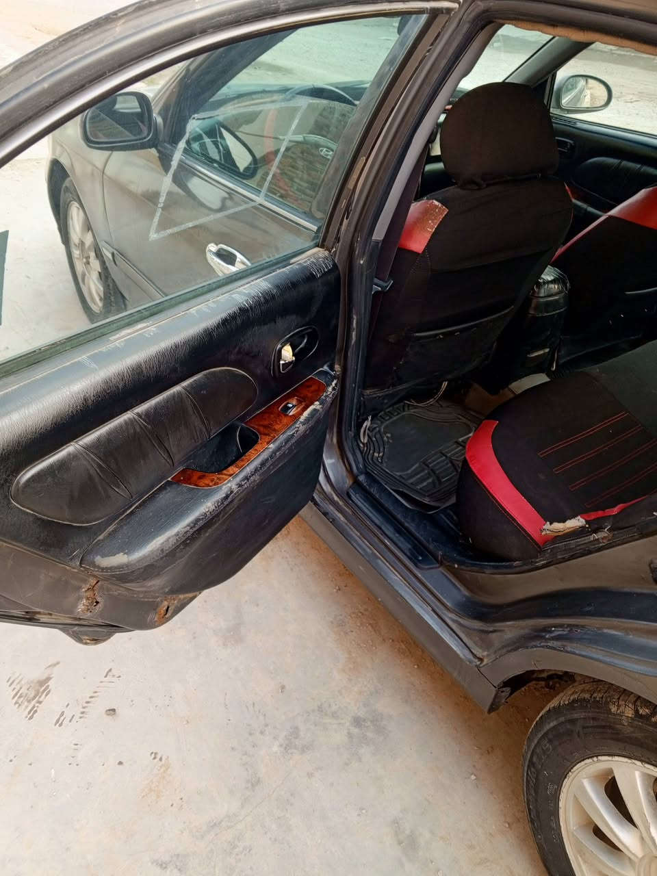 ا
السلام سوناتا وفود 2004 رقم انكليزي بأسمي مجددة 2027 السعر 55 وبيهة مجال ***********
