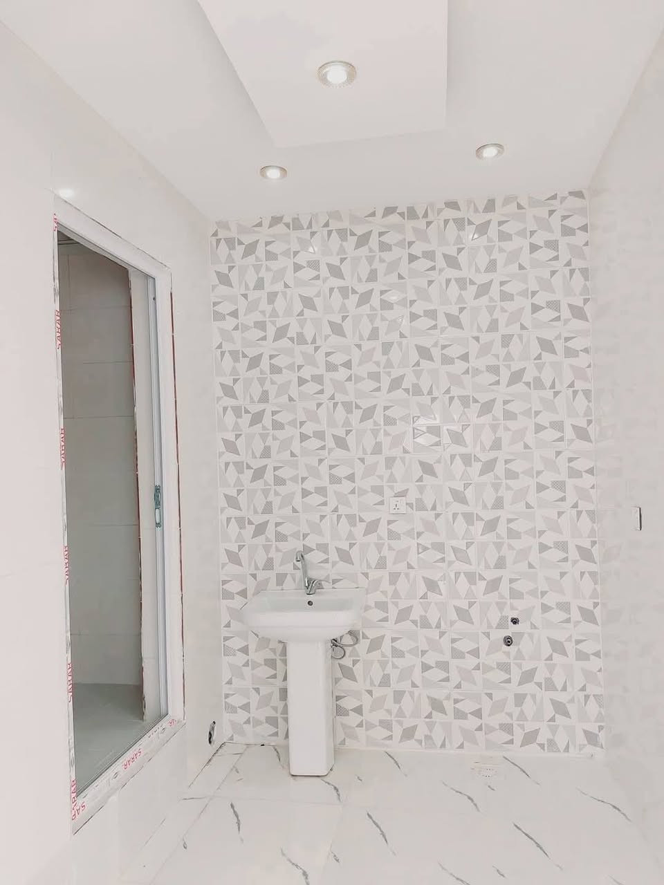 بيت للبیع السعر كلش مناسب***********
رابرین ‌ جدیدالسلیمانية قريب السوق
المساحة 100 متر طابو صرف 
قـریـب المسجد والمدرسة العربية والروضة 
یتكون من (استقبال ـ هول ـ مطبخ  ـ مساعد
2 غرفتین نوم ـ - الصحیات )
للمعلــومــات اكـثر اتصل 
واتساب او فایبر  ***********

خـانـوی بۆفرۆشتن نرخی زۆر هەرزان
ڕاپـەرین  سلیمـانی 
رووبــــــــەر ــــــــــــ  100
خاوەندارێــتـــي   ــــــــ تـــاپــۆیـــە
(  ـ میۆان ـ هۆل ـ مەتبخ ـ مساعد
ـ 2 نۆستن ـ - موشتملات )
تلفون ـ واتساب ـ فایبر ***********
