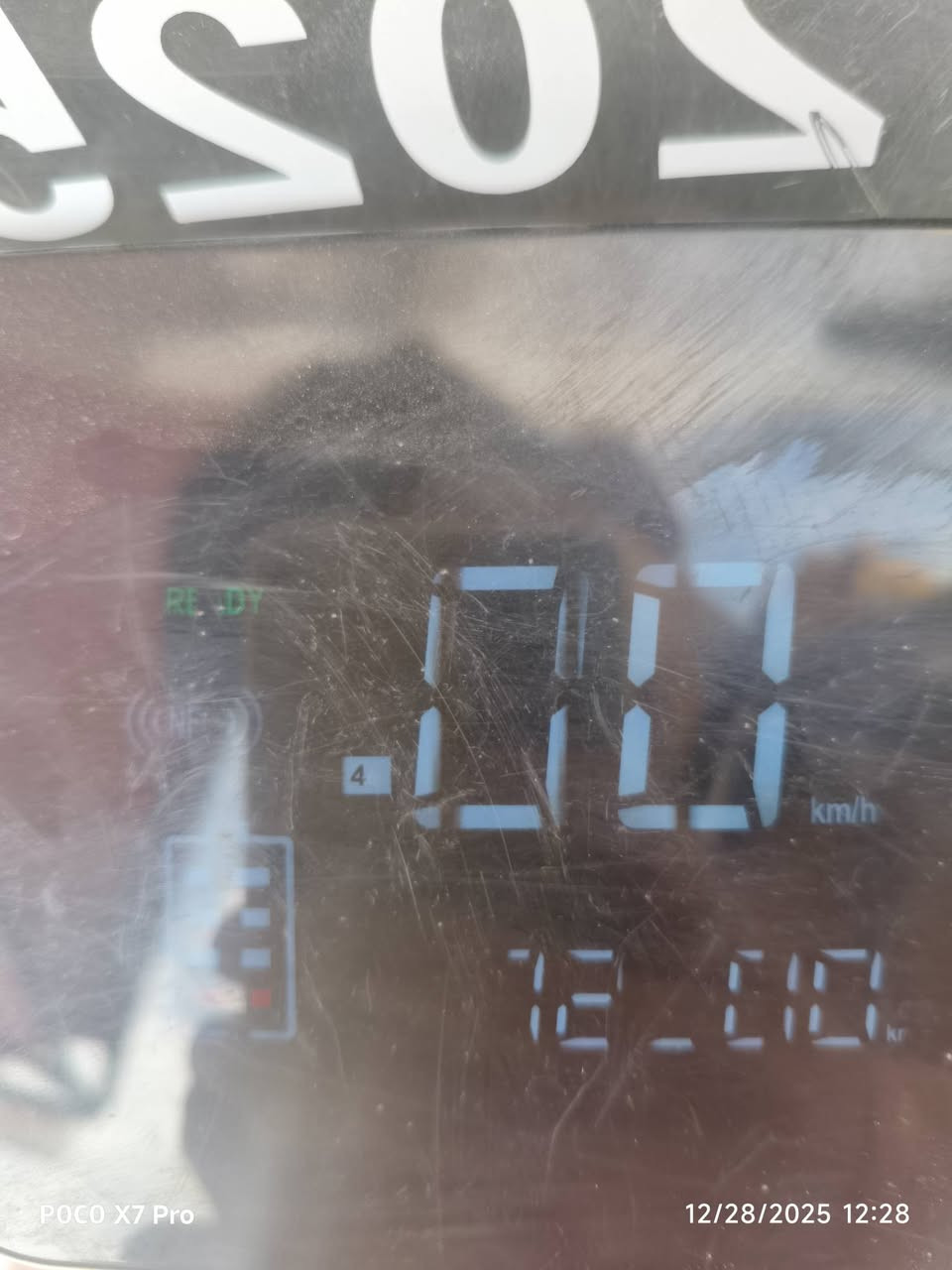 دراجة شحن 750الف وبيه مجال 2025 7شهر ماخذة بس الدبلات تعبانة وبية كسر خفيف بلوجه مال الستيرن  4 سرعاة تمشي100 89حقيقي  ماخذة 950الف ولوصل موجود ***********
