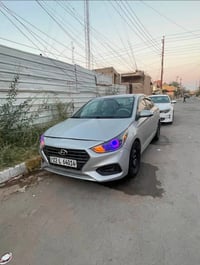 اكسنت 2019 وارد امريكي بيها صبغ بالبنيد سياره جاهزه كير وميكنه تخم تاي...
