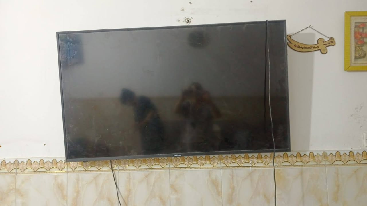سلام عليكم  عنده هاي الغراض البيع العنوان دوانم نهايت شرطه الخامسه (***********)وهذه ارقم بي واتساب
