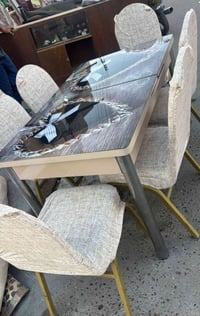 ميزا طعام • جديد • ما مستعمل