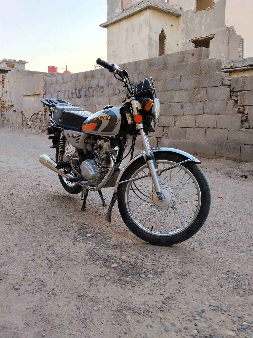 سلام عليكم دراجه متين موديل23 كهربائيات كلها شغاله مكينتها مامفتوحه كلشي بيها بلادي رقم وسنويه بسمي سعر2100 الموشراي لايكسر بسعر


**إذا كنت صاحب هذا الإعلان وتريد حذفه لأي سبب، رجاءا أرسل رسالة إلى الدعم الفني**