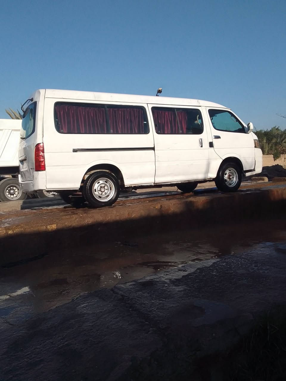 سياره جنبي للبيع 2014 سنويه عضم عاج موصليه المكان ذي قار قضاء الدوايه الاستفسار ع رقم ***********
