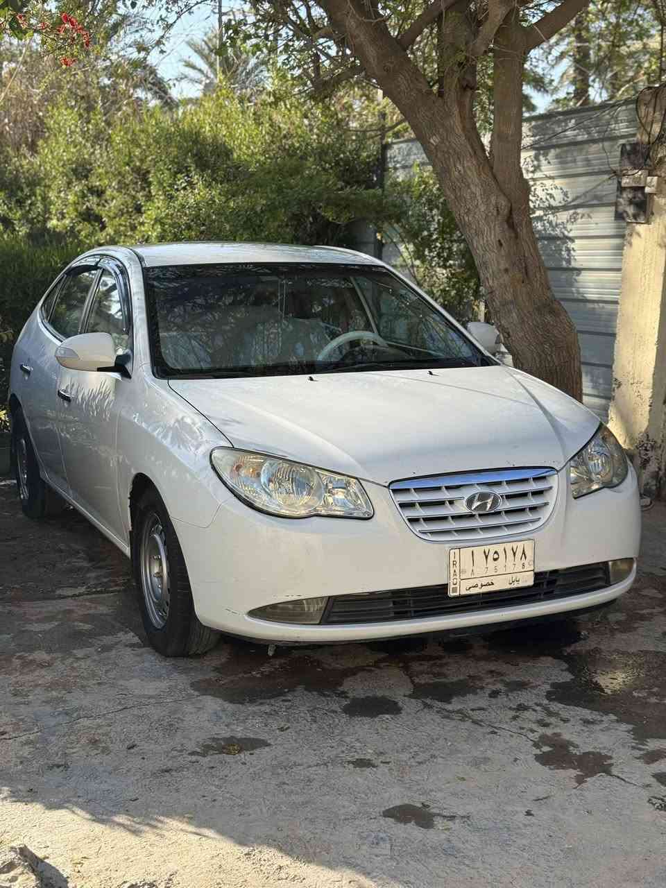 2011خليجي
1600 مكينه 
حداديه تخم تاير
تبريد عوزه بس غاز
سنويه لل28 
مصبوغه حزام بدون ضربه قويه
ترايك وين ميعجبك مكان السياره كربلاء 
الحسينيه 96 وبيه مجال حك جيتك
***********
