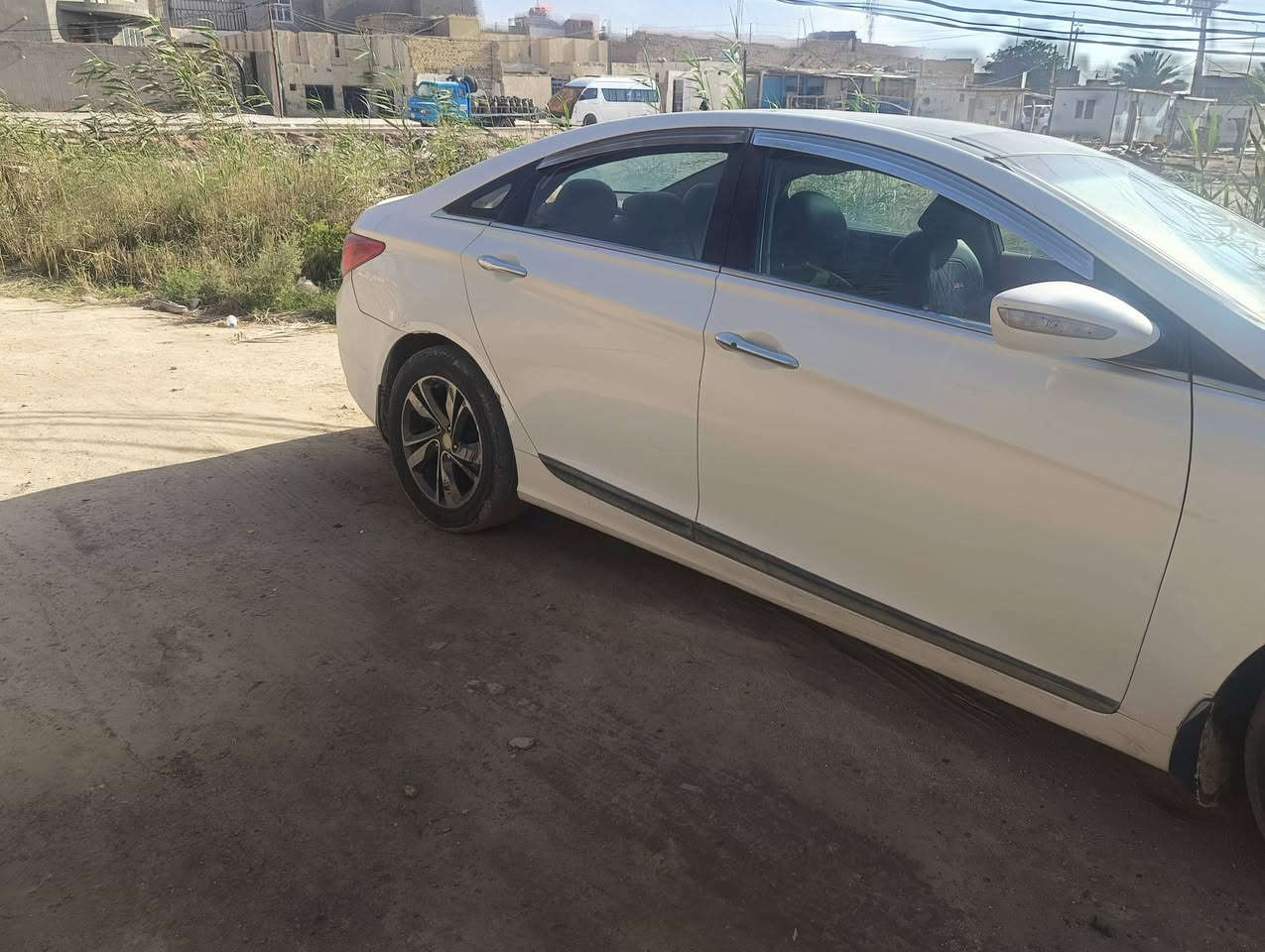 سلام عليكم.    
لبيع سوناتا 210 خليجي ومكفول من الصبغ بس بيه جاملغ بدل بدون ضربه
السيارة فول الفول اعلى فئة بل سوناتا 
1. بنرامة 
2. بصمة 
3. كشنات كهرباء 
4. كشنات جلد 
5.شاشة‏‪ 
6. كامرة 
7. تحكمات 
8. مري شفط+ اشاير بل مري 
تبريد قطعتين 
كير محرك صدر تخم تاير تبريد تدفئة كلة وضع الشركة 
اعلى فئة بل سوناتا 
مكان القادسيه قضاء الشاميه
سعر110
/***********/
