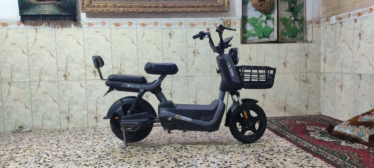 دراجه شحن للبيع شركه الريان حجم 14السعر 290رقم الهاتف ***********
