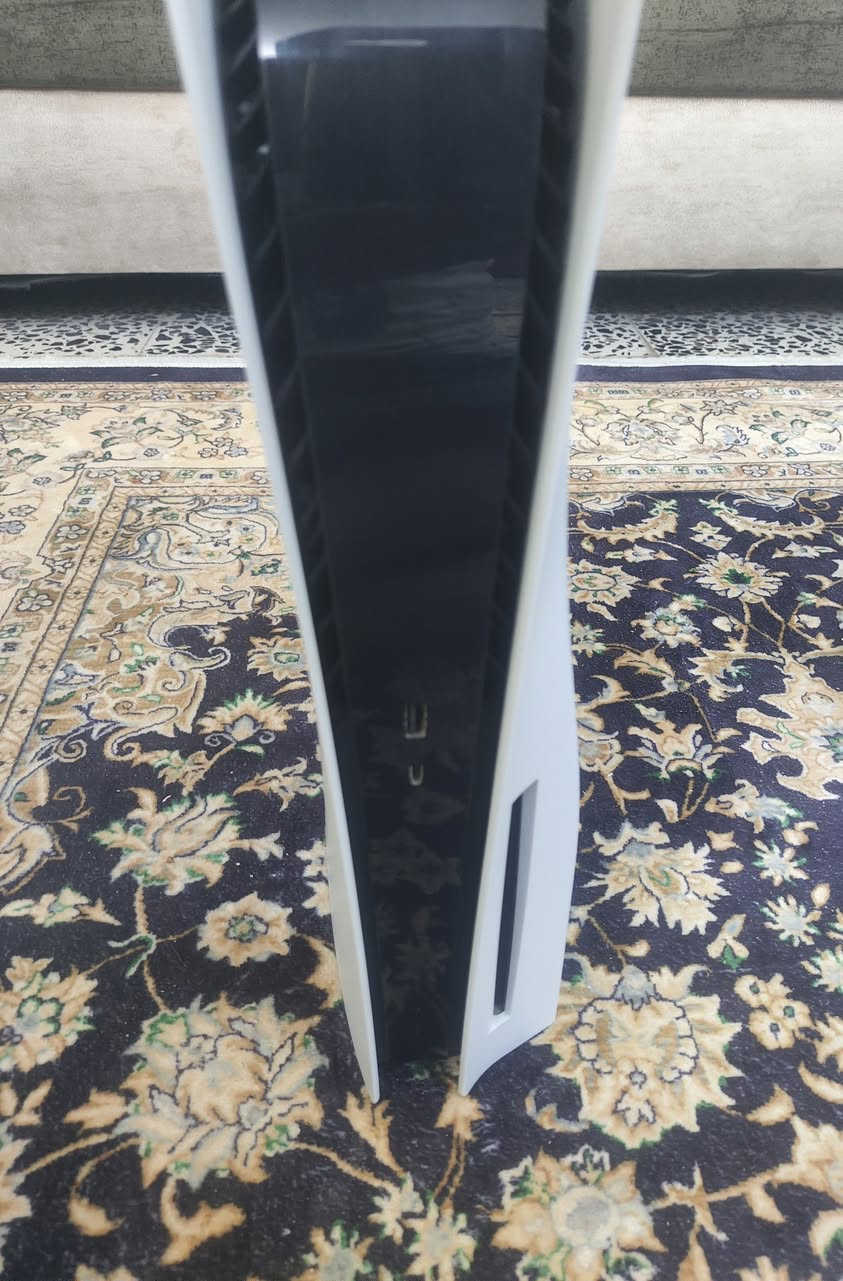 السلام عليكم
بلي 5 فات نظيف جداً ، استخدام خفيف ما مفتوح ولا مصلح ، مع الكارتون و جميع الملحقات 
وياه UPS 2000 بطاريته قويه يطول 45 دقيقة بدون كهرباء مع الكارتون 
و وياه 2 جويستك اصلي 
السعر 800 
المكان ديالى
 و يوجد توصيل لبغداد / منطقة الشعب


**إذا كنت صاحب هذا الإعلان وتريد حذفه لأي سبب، رجاءا أرسل رسالة إلى الدعم الفني**