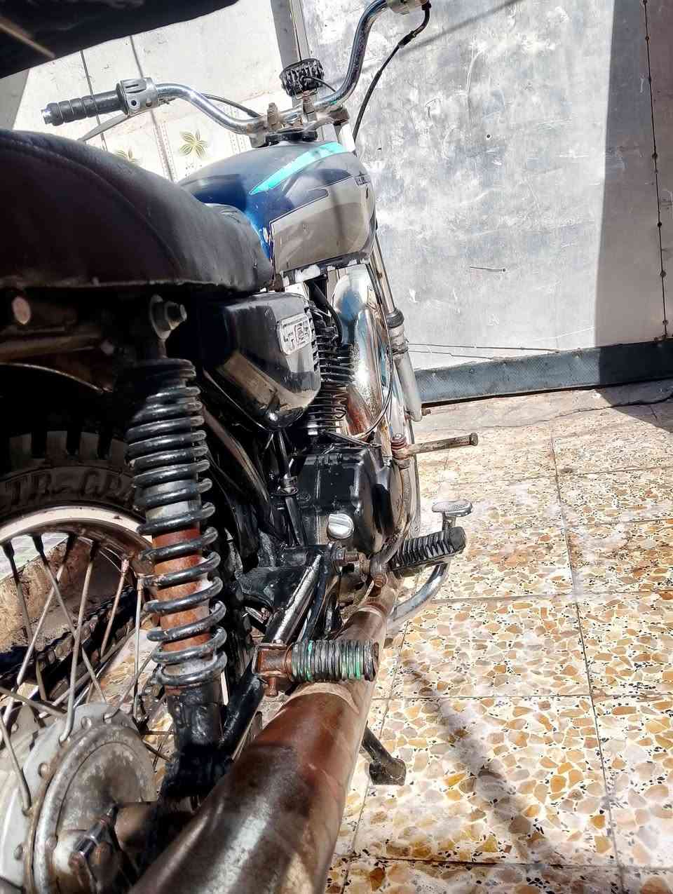 السلام عليكم شباب دراجه ايراني كلك للبيع سعر 275 وبيها مجال قليل كلش الشراي يتصل وبي خير ويدلل اتكفل عشاير فقط ***********
