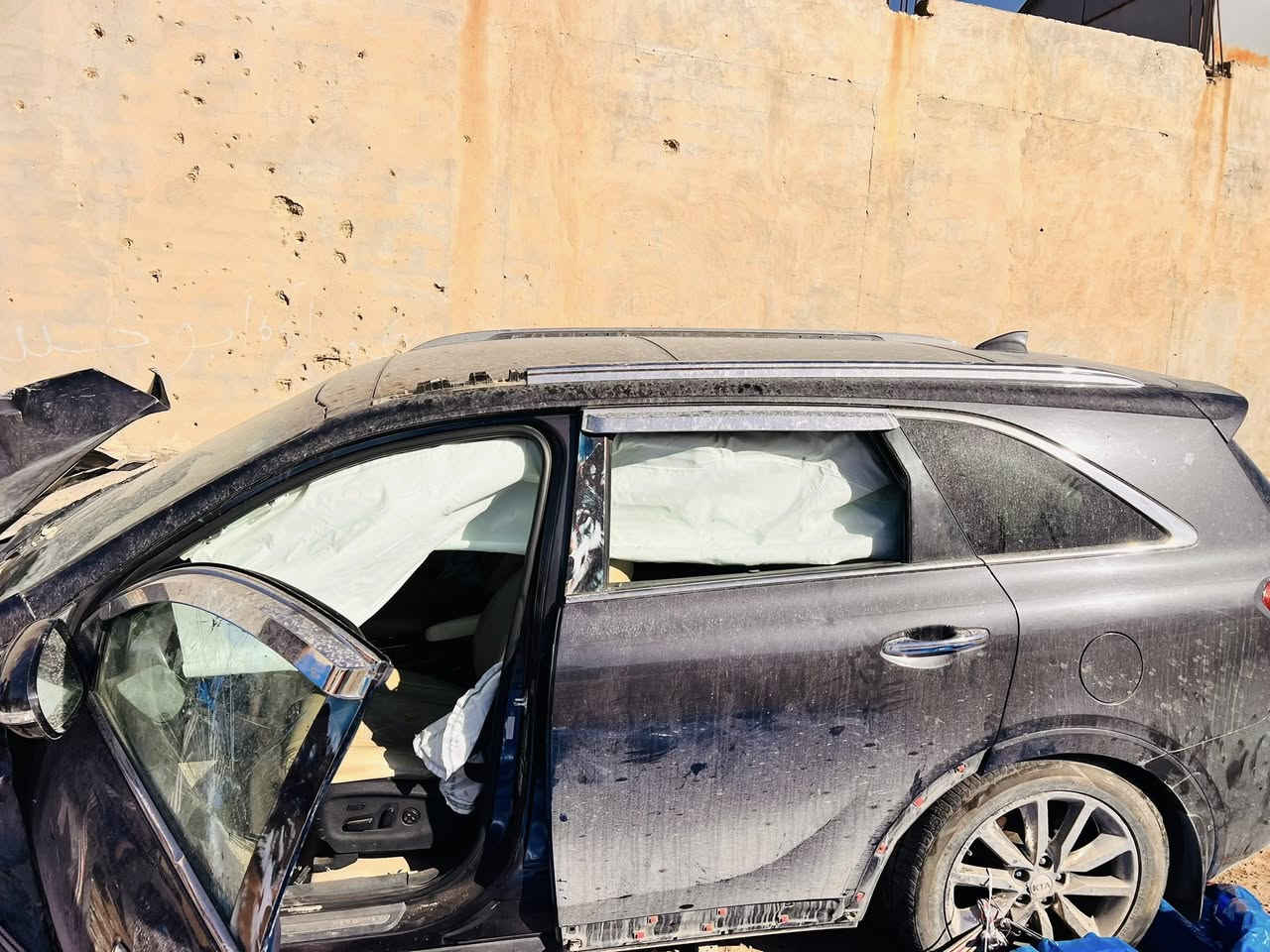 السلام عليكم سورنتو للبيع موديل 2019 فول مواصفات بانورما بصمه تنته رقم اربيل سنويه لل
29 ابيع على حادثها مكاني صلاح الدين تكريت
للأستفسار اكثر الأتصال على الرقم ***********
