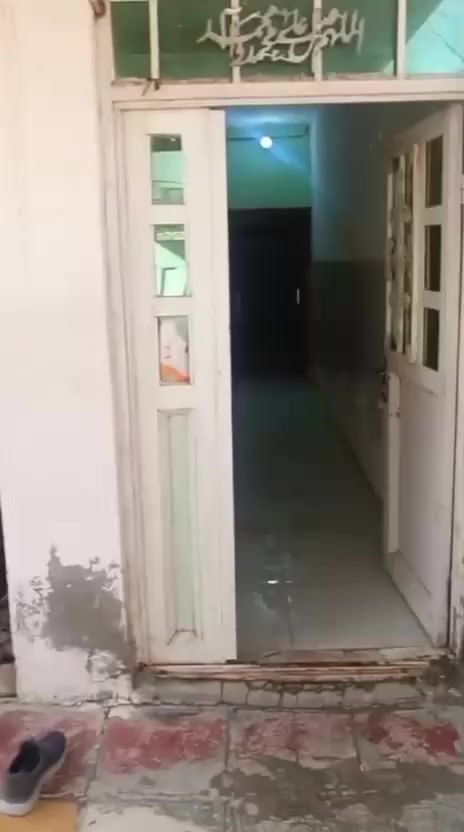 كربلاء المقدسة بيت للبيع حي العسكري قطاع 16 قرب جامع ال عمران تفاصيل البيت المساحه 100 متر بناء عكاده البيت مطلوب مبادره يباع تطلوعه 22 
مطلوب 95  مكان البيت كلش حلو والبيت نضيف جدآ
***********
