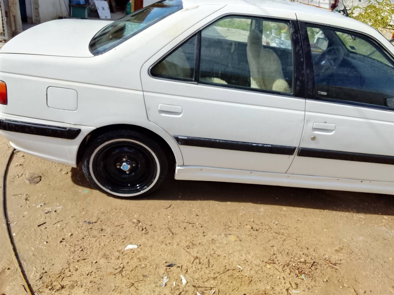 السلام عليكم بيجو بارص للبيع
موديل 13 كيلو مكينه وحداديه خير من الله جاهز السياره الاستفسار عن الرقم *********** السعر 46
