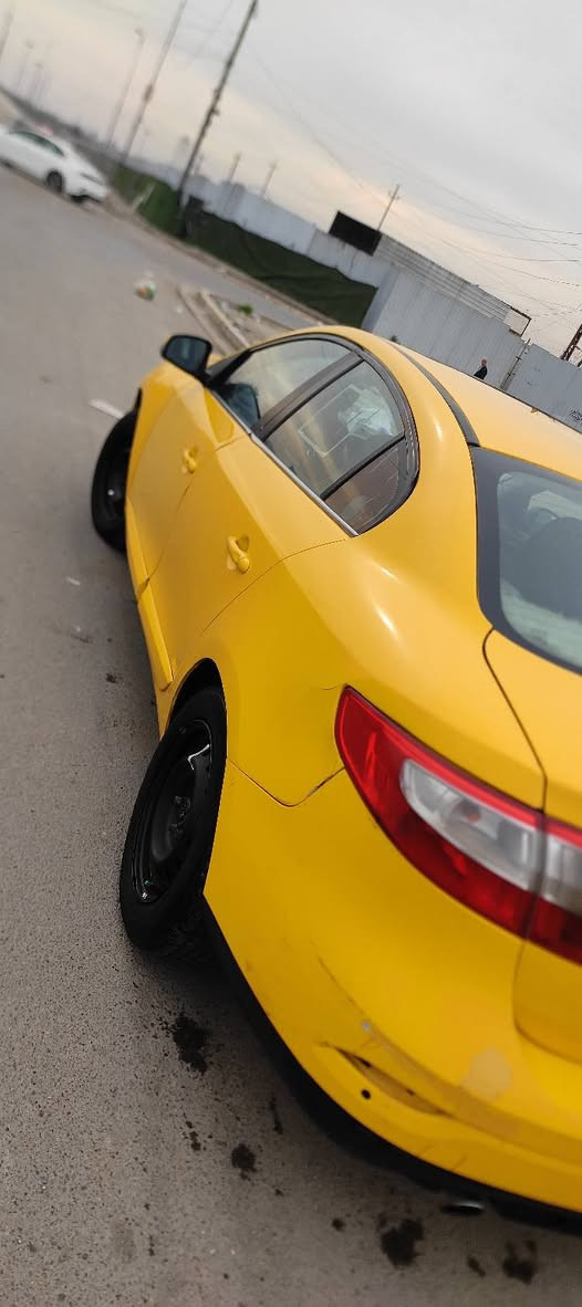 السلام عليكم شباب مرخصه الادمن سياره سامسونج ياباني نيسان رقم بغداد عارضها 60 ورقه
الهاتف ***********
