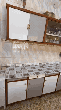 كاونتر خشب  تزكام نوعيه ثقيل 
للبيع للاستفسار الاتصال ***********
