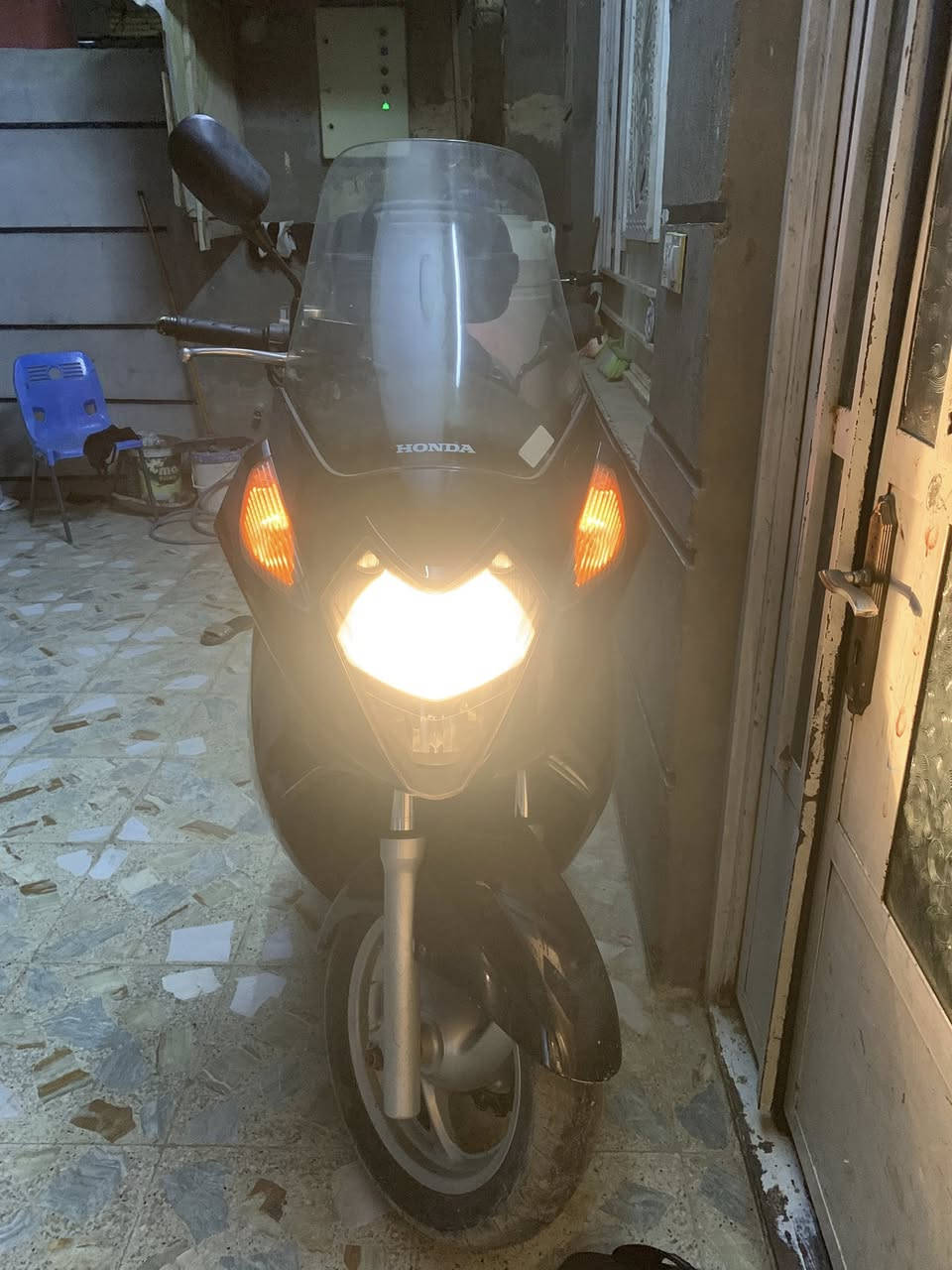 سلفر 400دراجه حلوه ومكفوله ما ناقصها شي ترايها حلو شلعه ومعدل مكاني بغداد رقمي ***********
